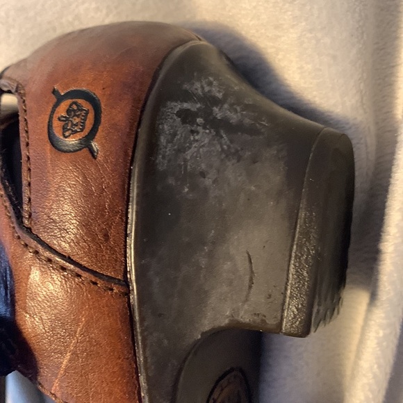 Born womens size 9.5 brown leather cut outs ankle strap kitten heel Mary Jane - Picture 4 of 10